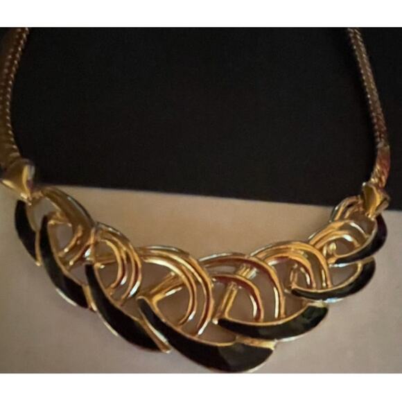 Vintage Trifari Statement Gold Tone Black Enamel Serpentine Choker Necklace - Picture 2 of 15